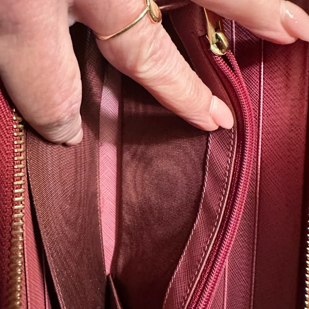 Salvatore Ferragamo Mauve/Pink  with Gold Hardware - Picture 10 of 13